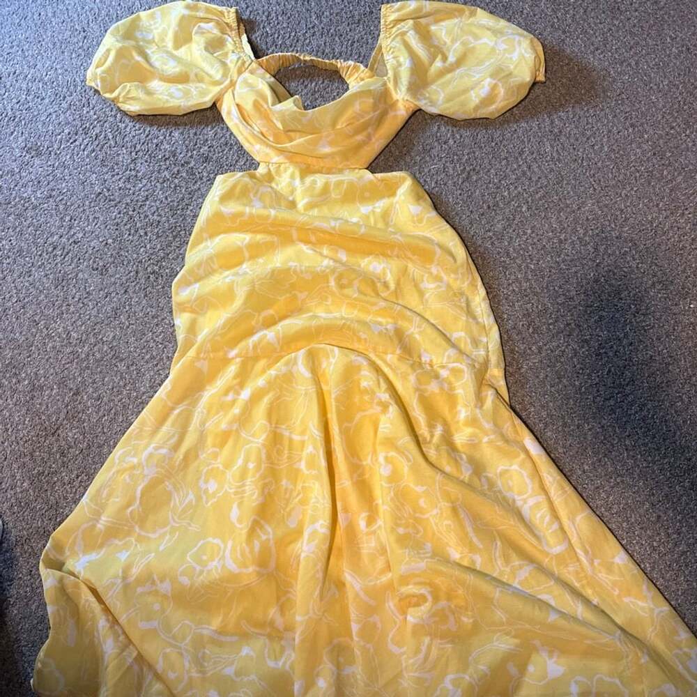 Hello Molly Yellow Floral Cutout Dress Size US 4